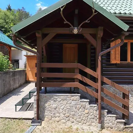 Ograjcica, 4 Star - Gorski Kotar בית נופש Kuzelj